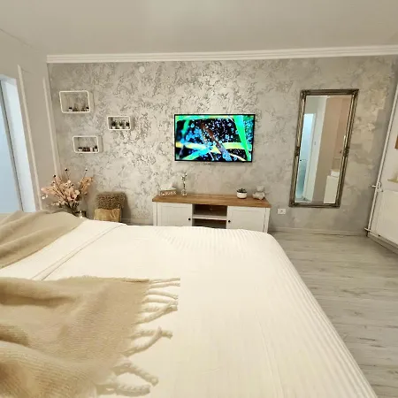 118 - A Luxury Place,self Check-in ,10 Min From Center טימישוארה