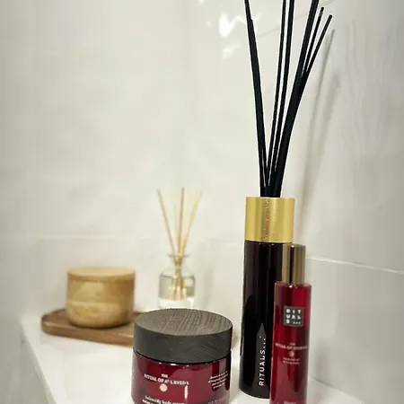 118 - A Luxury Place,self Check-in ,10 Min From Center דירה